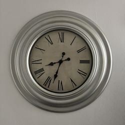 Clock 🕰️ De Pared Silver 