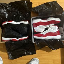 Jordan 11’s Breds/Cherrys 