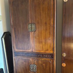 HENREDON bedroom set Armoire & Bureau & Mirror