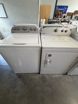 Whirlpool Washer and Dryer Set