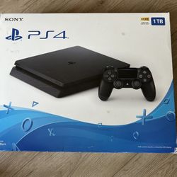 Sony PlayStation 4
