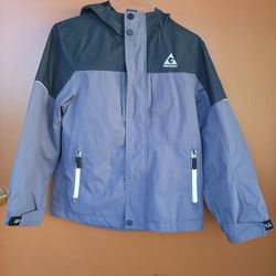 gerry childs kids tag says small 7-8 but i think its more like medium 8-10 jacket coat