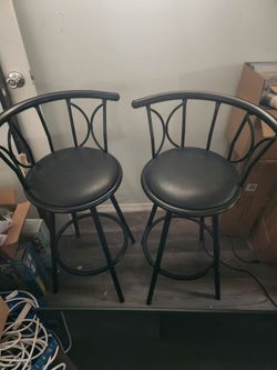 Set of 2 Black Metal Bar Stools