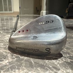 Right handed Cleveland 60 degree CG10 Golf Club Wedge