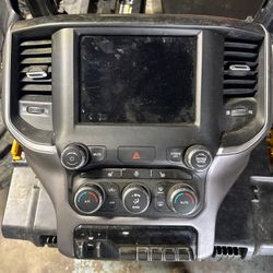 2019-2025 Apple CarPlay Dodge Truck New Body RAM