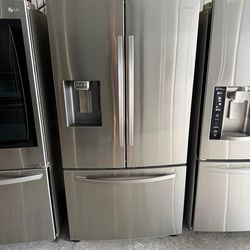 SAMSUNG. Counter depth REFRIGERATOR 36” REFRIGERADOR NEVERA HELADERA FRIDGE WORKING PROPERLY GOOD CONDITION DELIVERY FREE