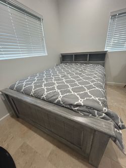 Full Size Bed Frame! With headboard storage/ grey wood