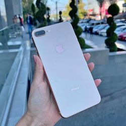 Apple iPhone 8 Plus 