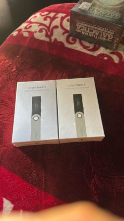 Ledger Nano S Cryptocurrency Bitcoin Hardware Wallet Matte Black 