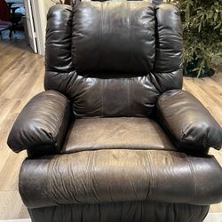 Gallery Furniture Leather Couch