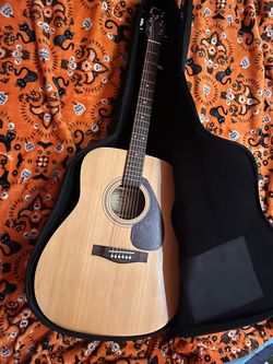 Yamaha F-315A Acoustic Guitar + Gig Bag — $90