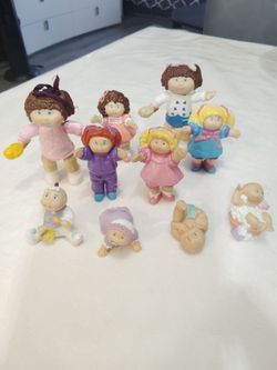 Vintage Cabbage patch kids most of them are from 1984
