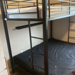 BUNK BED Twin / Full / Futon Black