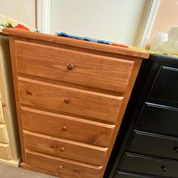 5 Drawer Pinewood Dresser