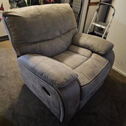 Recliner Chair