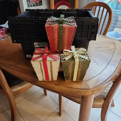 Gift Box Decor