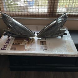 Nissan 370z Morimoto Headlights READ DESCRIPTION