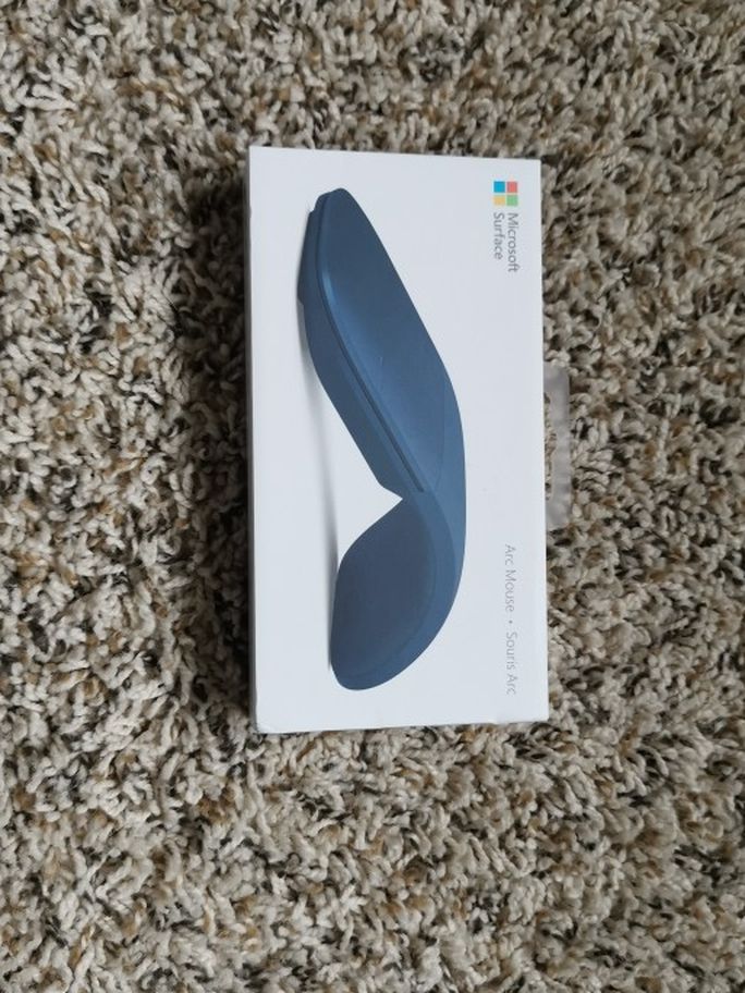 Navy Microsoft Arc Mouse Brand New
