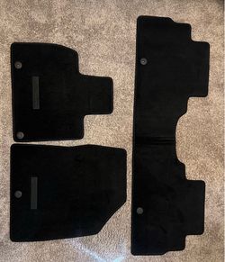 KIA Telluride 2020-2025 black carpet floor mats