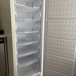 Hamilton Beach freezer