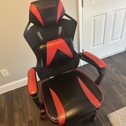Gaming chair 