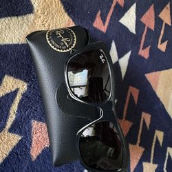 Ray ban sun glasses