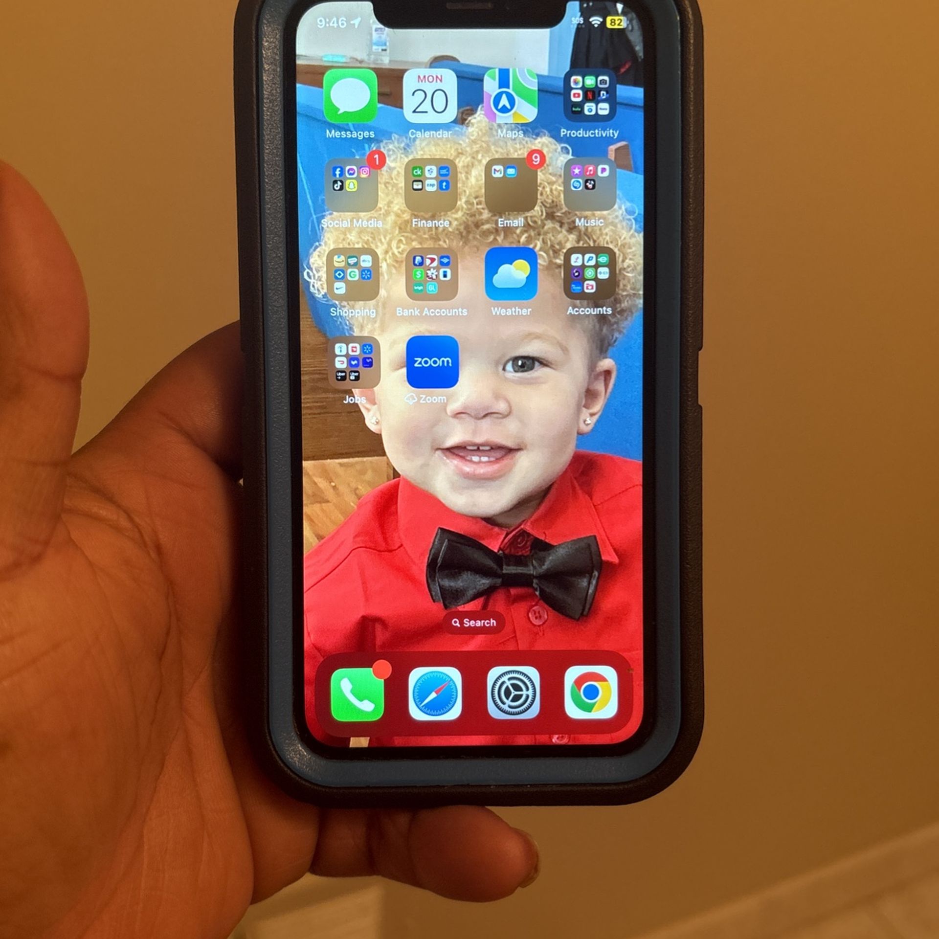 iPhone XR UNLOCKED for Sale in Racine, WI OfferUp