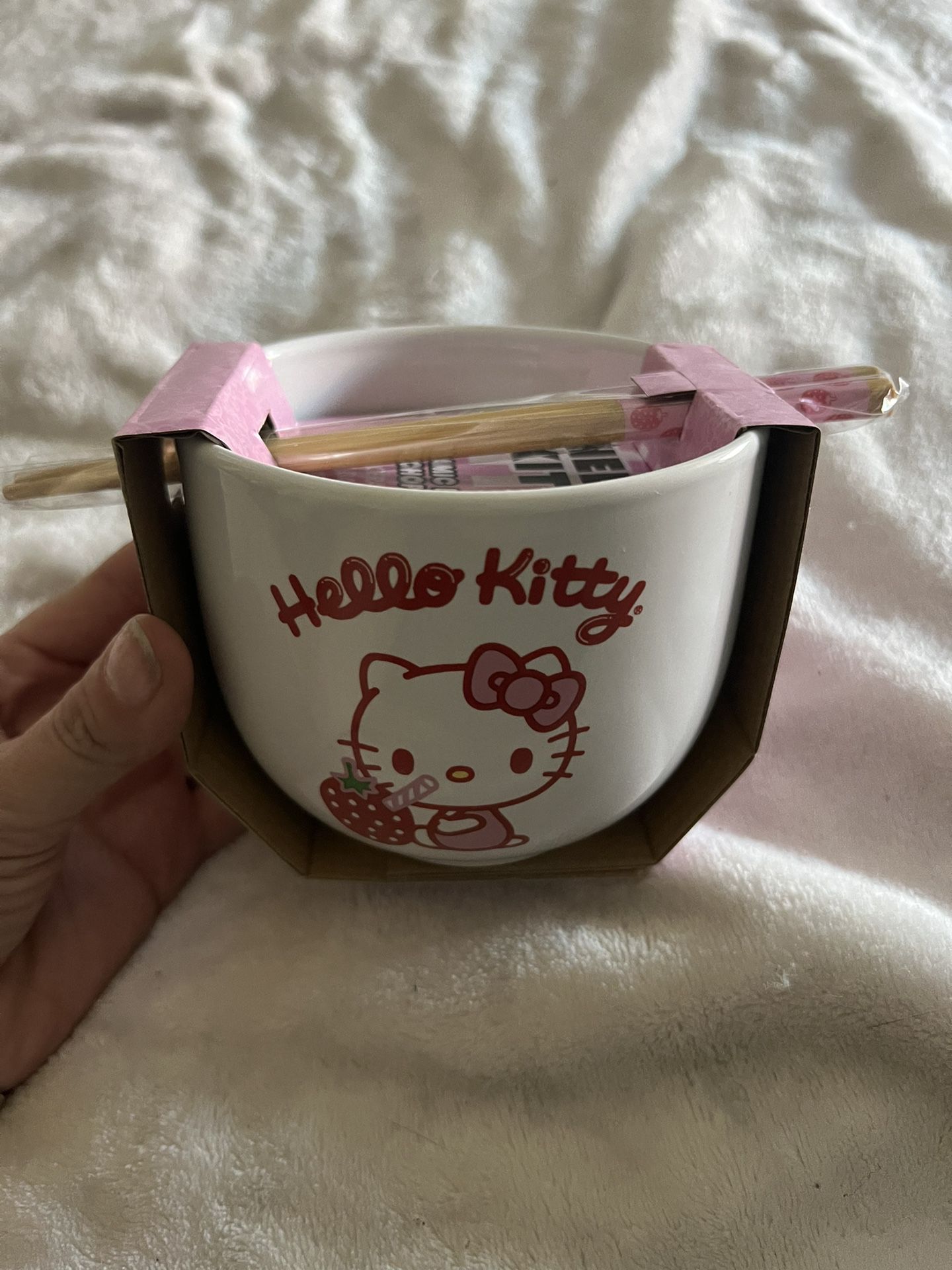 Hello Kitty Ramen Bowl 