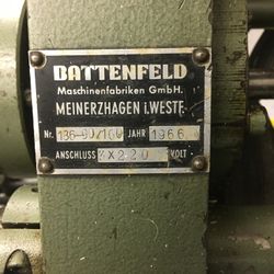 injection Molding Machine