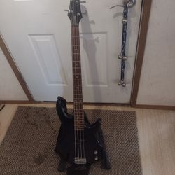 Ibanez Soundgear bass (Passive)