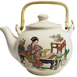 Vintage Mid-Century Japanese Porcelain Tea Pot Geisha

