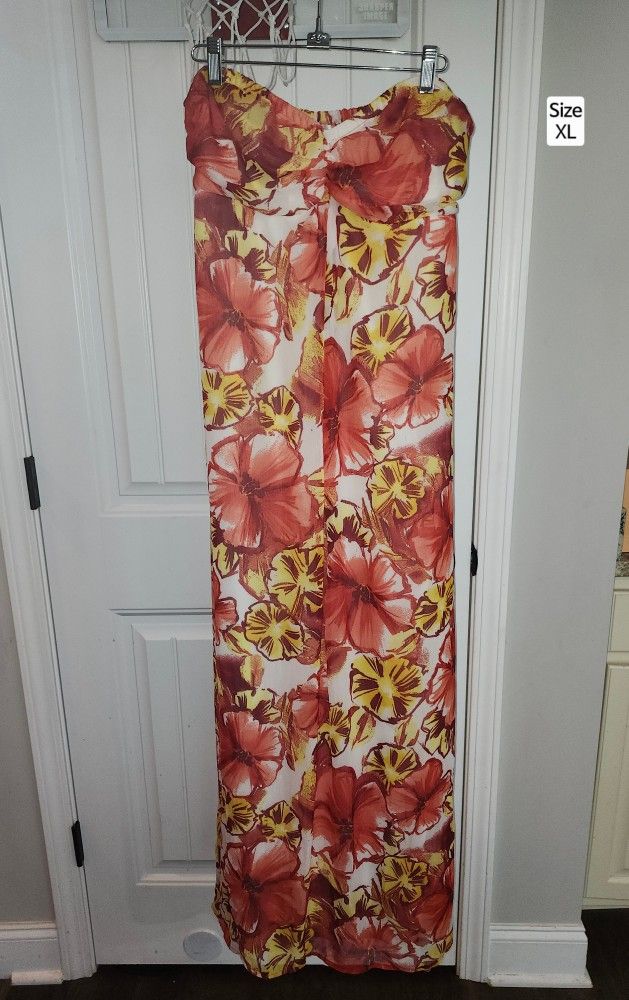 Women's Strapless Maxi Dress (XL)