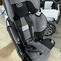 Evenflo Revolve360 Extend All-in-One Rotational Car Seat with Quick Clean Cover