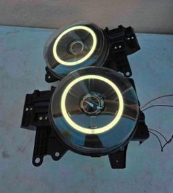 07-14 Toyota FJ Cruiser Headlights Faros Calaveras Micas
