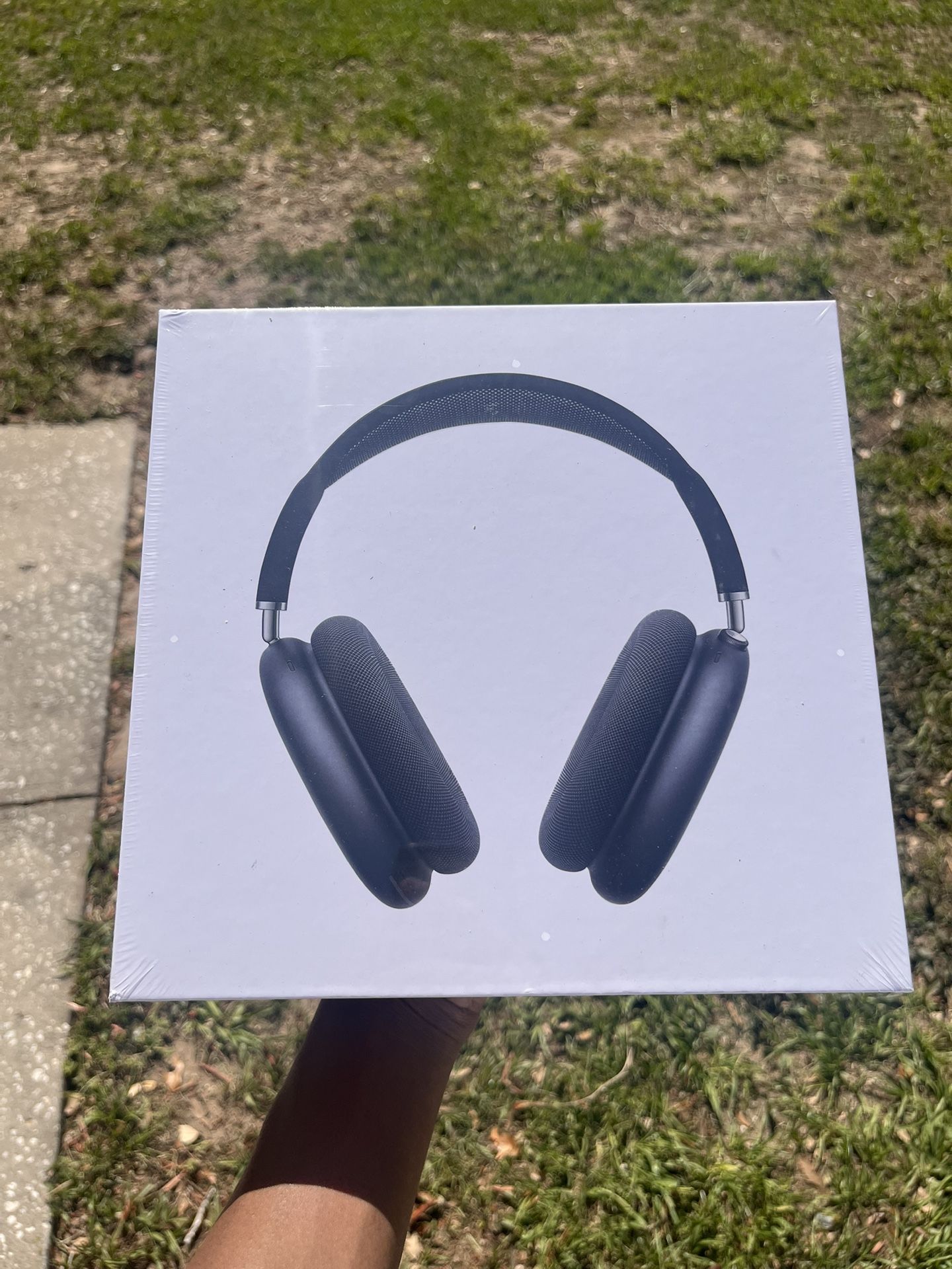AirPods Max 2025