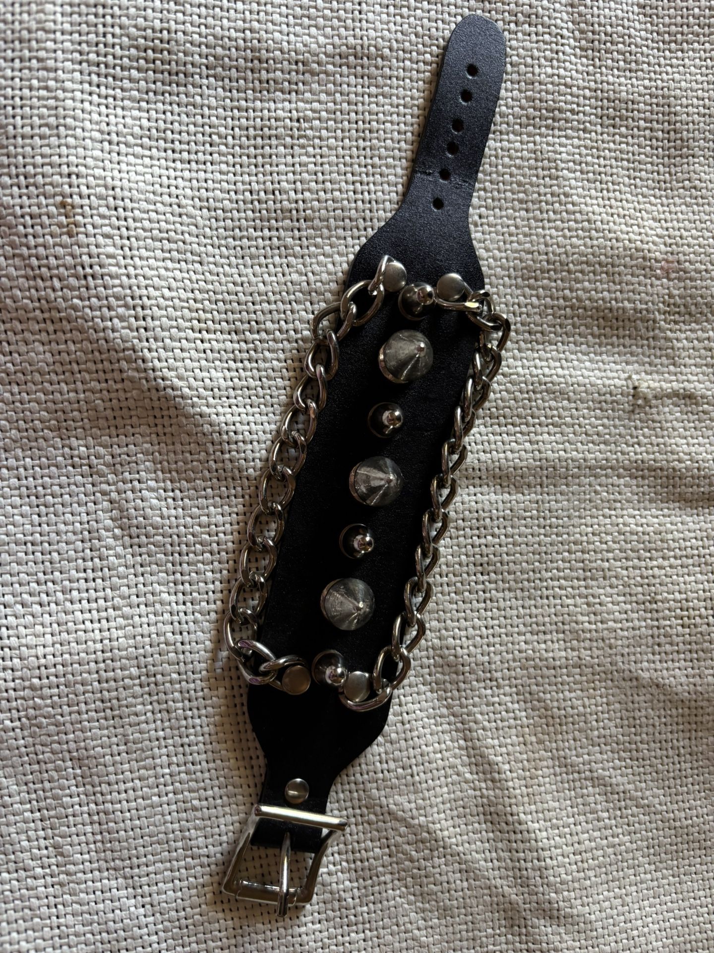 Leather bracelet