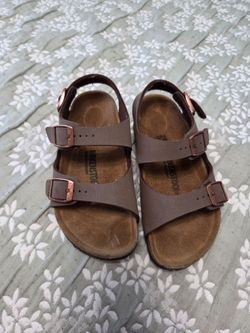 Children's Birkenstock sandal Size 29 US 11