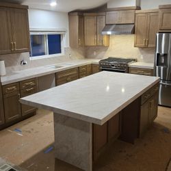 Countertop Installation & Slab Fabrication