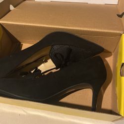 Black high heel