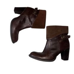 Dockers Women’s Boot Size 10 With Buckle Detail