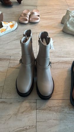 Forever 21 boots