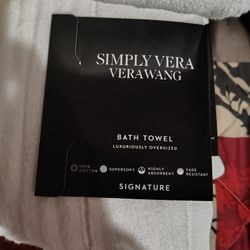 Simply Vera Wang Signature