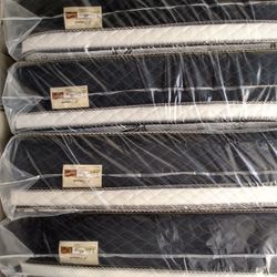☑️Mattress all sizes🛏️💤
🔵Pillow top🛏️
🔵Queen sizes $190
🔵Full sizes $ 170
🔵Twin sizes $120
🔵cal King $ 310
🔵E K $ 320
🚚Delivery available$2