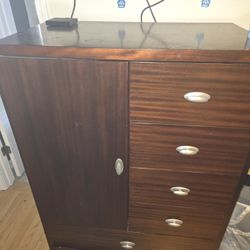 Bedroom Suite King