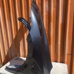 Fender Tesla Model Y left driving side OEM  2025-2026 good condition