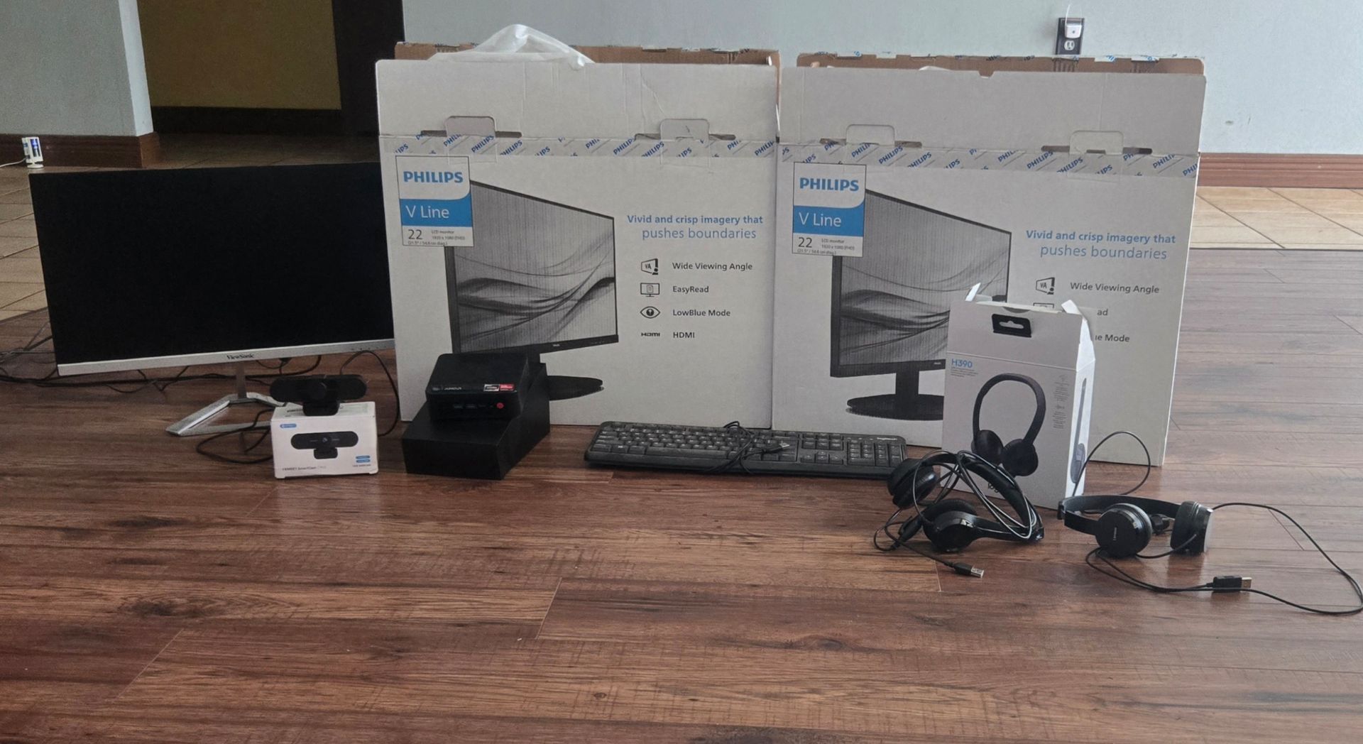 Computer, Monitors...