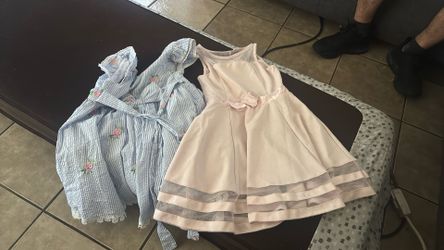 2 Dresses Size 6