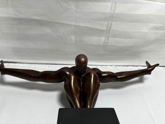 Escultura del clavadista