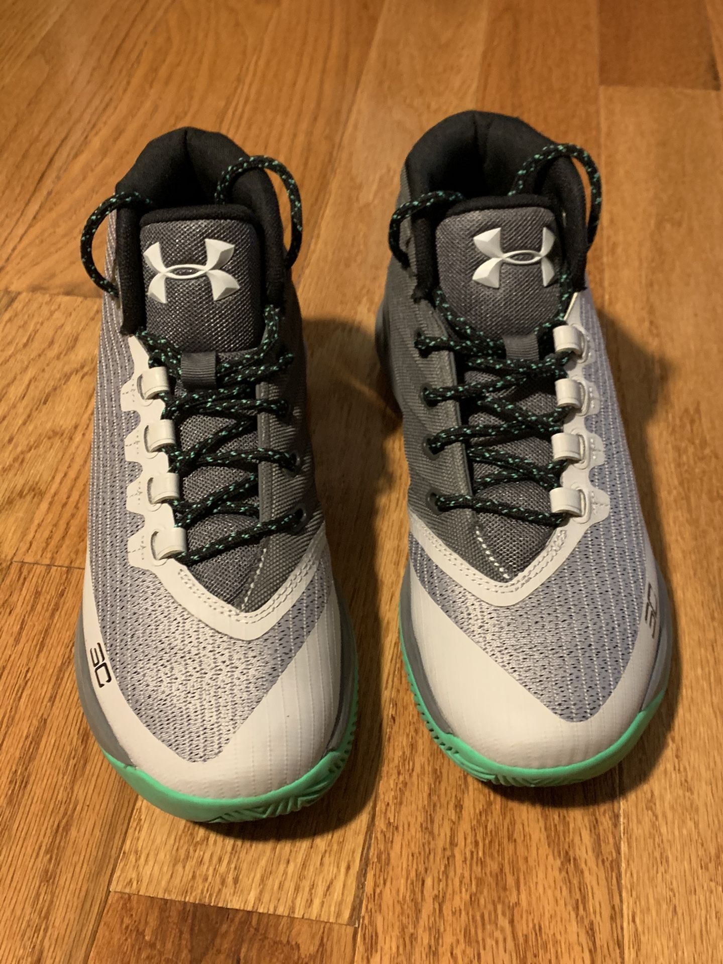 Under armour Curry grey matter Size