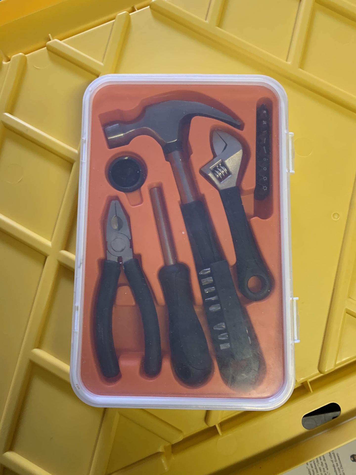 IKEA FIXA 17-piece tool kit